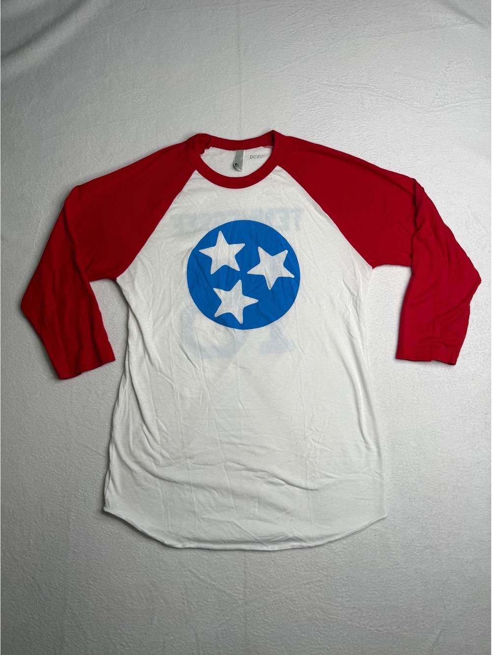DCXV Tennessee 16 Tri-Star Raglan Shirt Women’s Small Red White Nashville 615